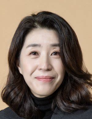 배우 김미경, 그녀의 연기력은 시간을 초월하는가?